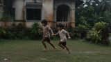 Guion de video cinematográfico para "El dios de las pequeñas cosas"