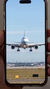 Transformación de robot mecánico gigante a partir de un avión