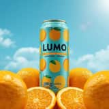 Photographie publicitaire de boissons ultra-réaliste (LUMO Soda)