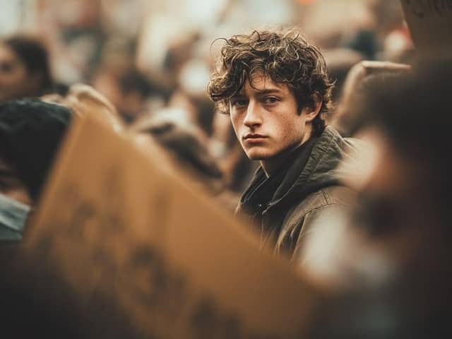 Ultra-Realistic Cinematic Street Photograph Prompt