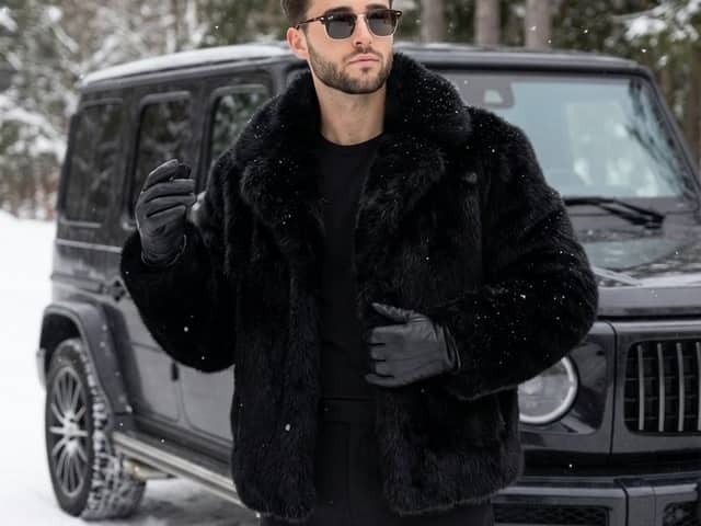 Ritratto di moda invernale con G-Wagon e prompt per la coerenza del viso